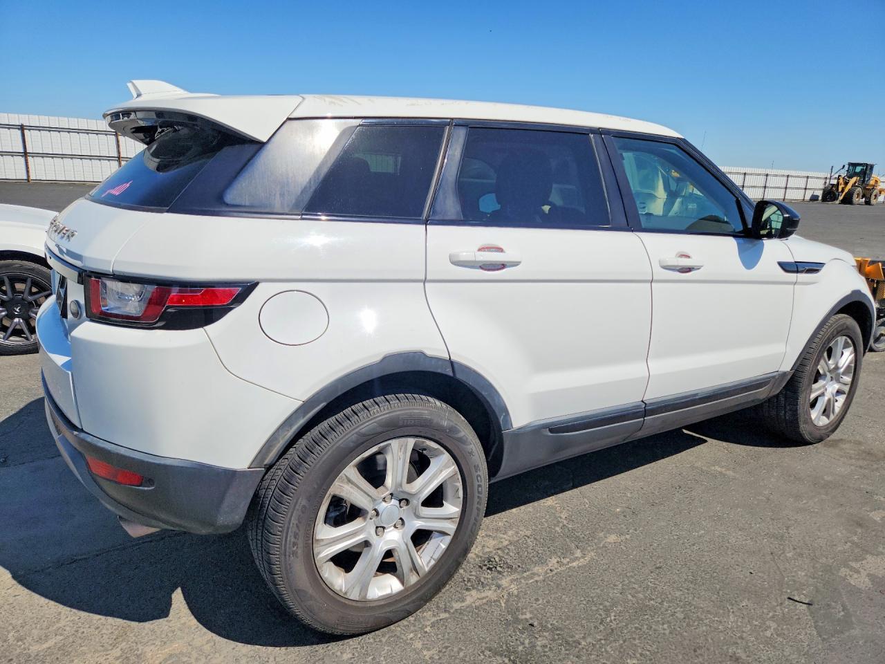 2016 Land Rover Range Rover Evoque Se - Image 3