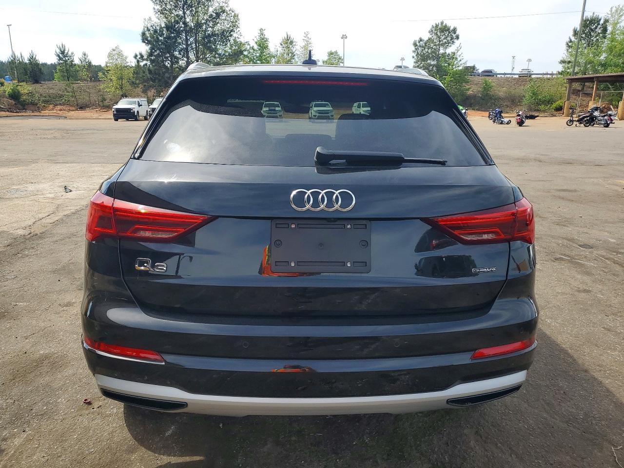 2020 Audi Q3 Premium - Image 6