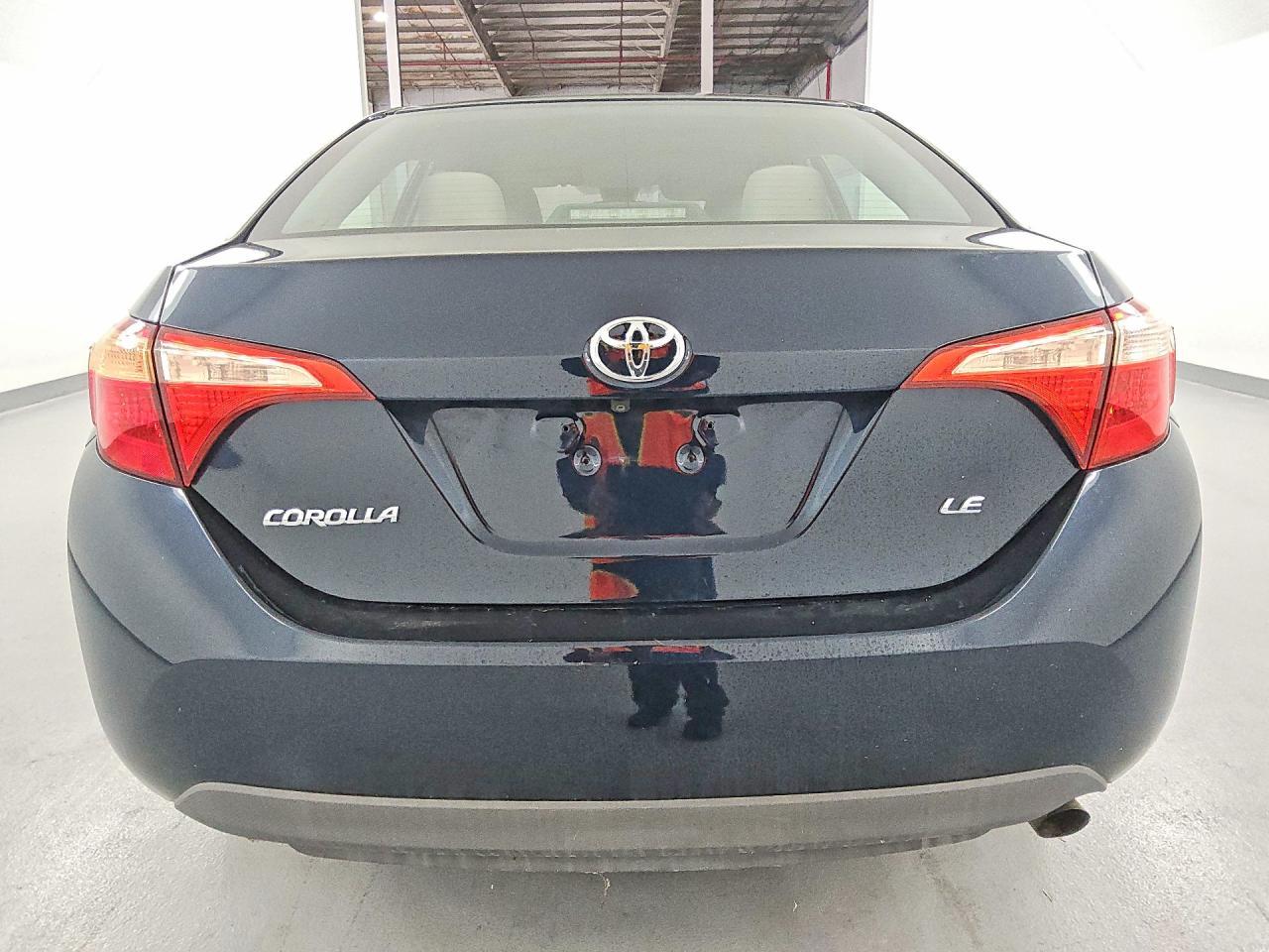 2018 Toyota Corolla Le - Image 6