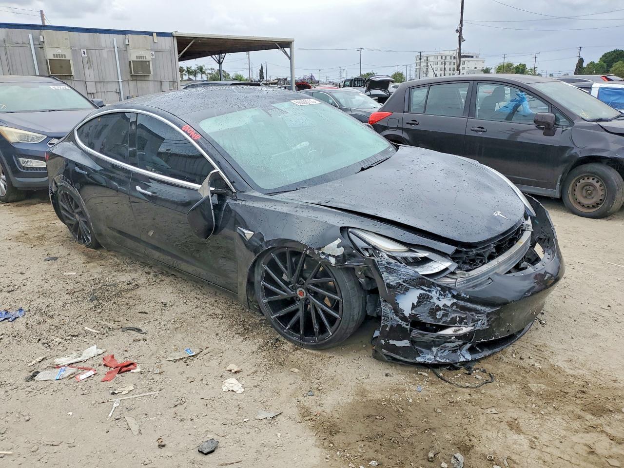 2020 Tesla Model 3 - Фото 4