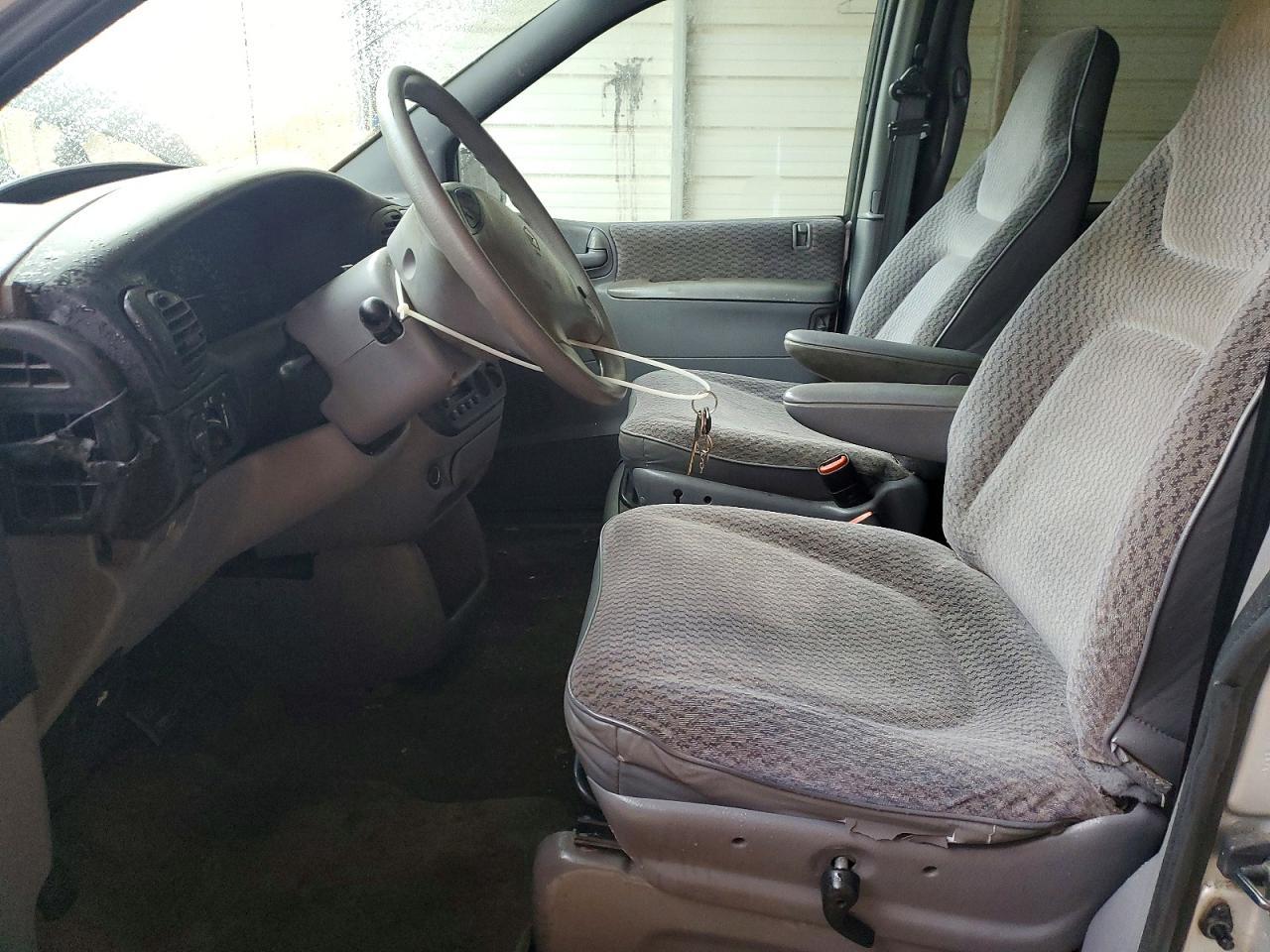 2000 Chrysler Grand Voyager Se - Image 7