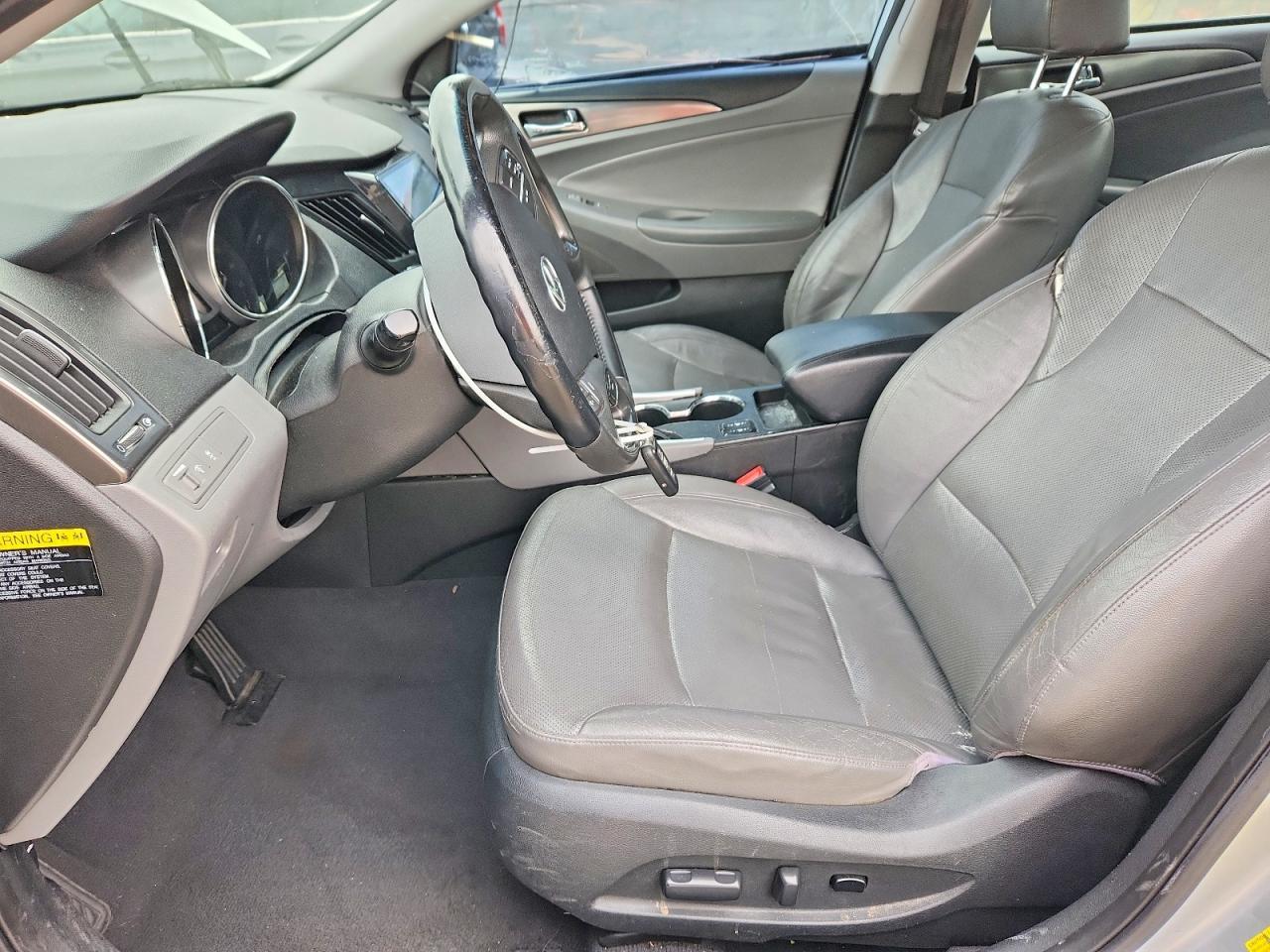 2012 Hyundai Sonata Hybrid Base - Фото 7