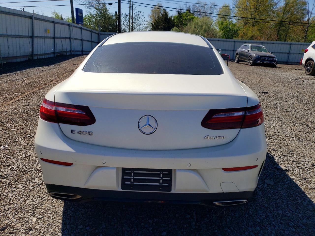 2018 Mercedes-Benz E 400 4Matic - Image 6