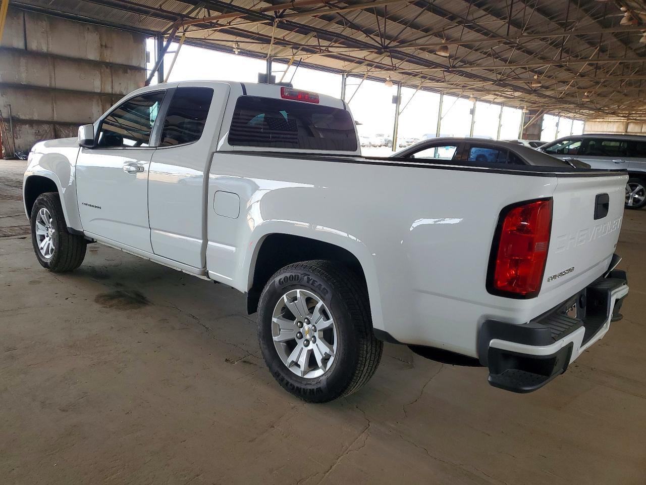 2022 Chevrolet Colorado - Image 2
