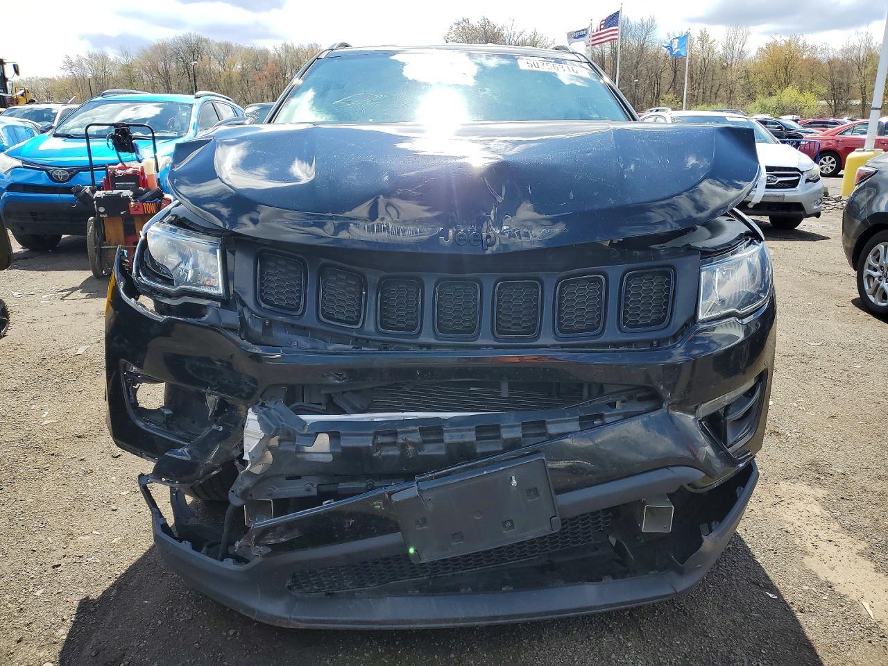 2021 Jeep Compass Latitude - Image 5