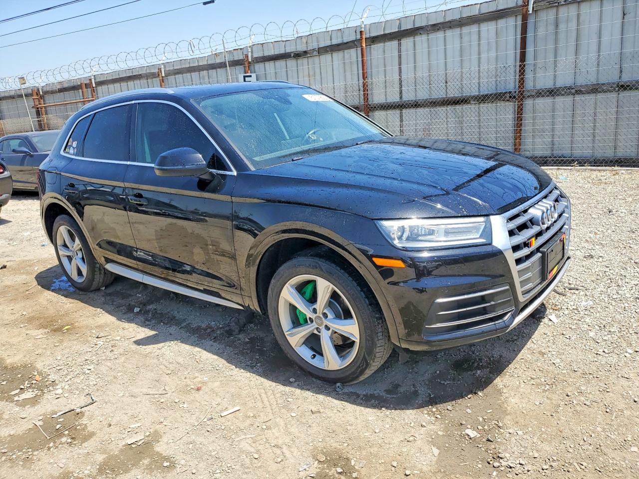 2020 Audi Q5 Premium - Image 4