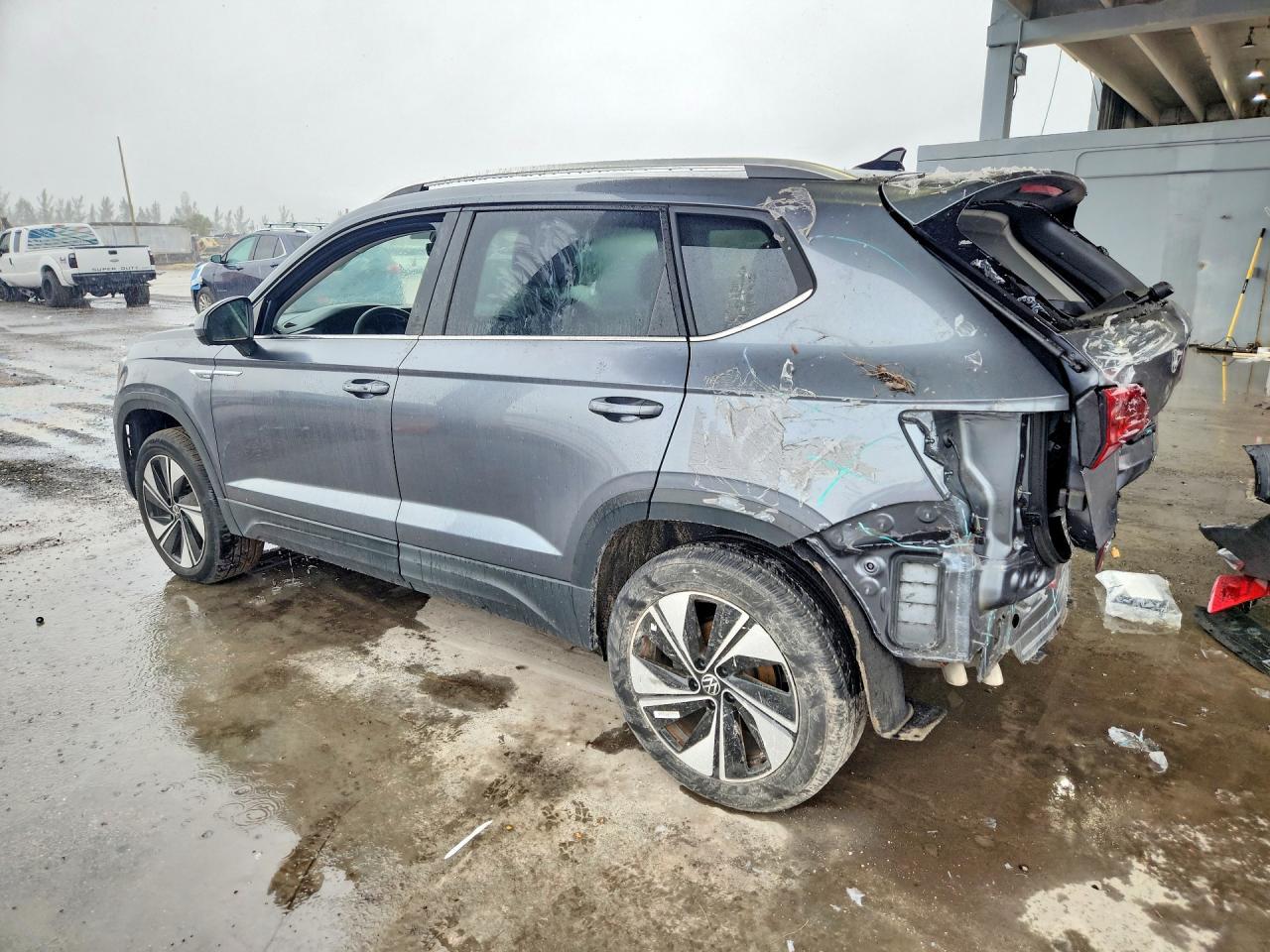 2024 Volkswagen Taos - Фото 2