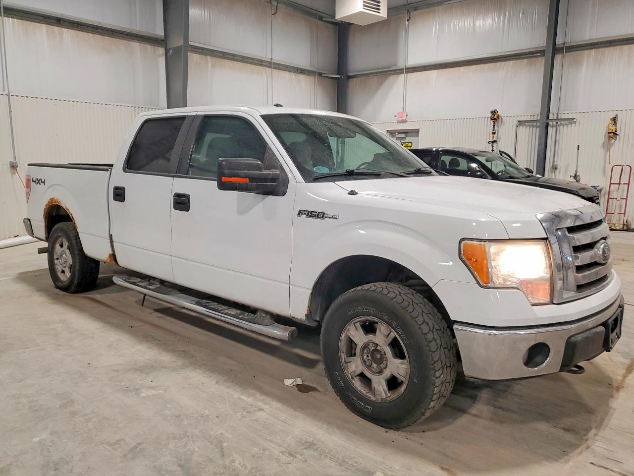 2010 Ford F150 Supercrew - Image 4