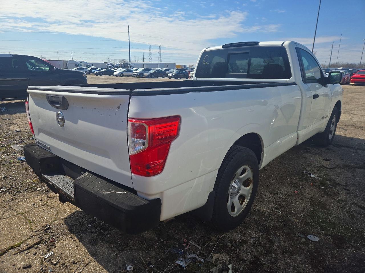 2019 Nissan Titan S - Image 3