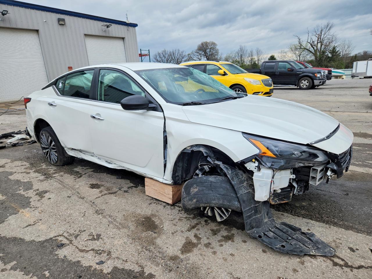 2024 Nissan Altima 2.5 Sv - Image 4