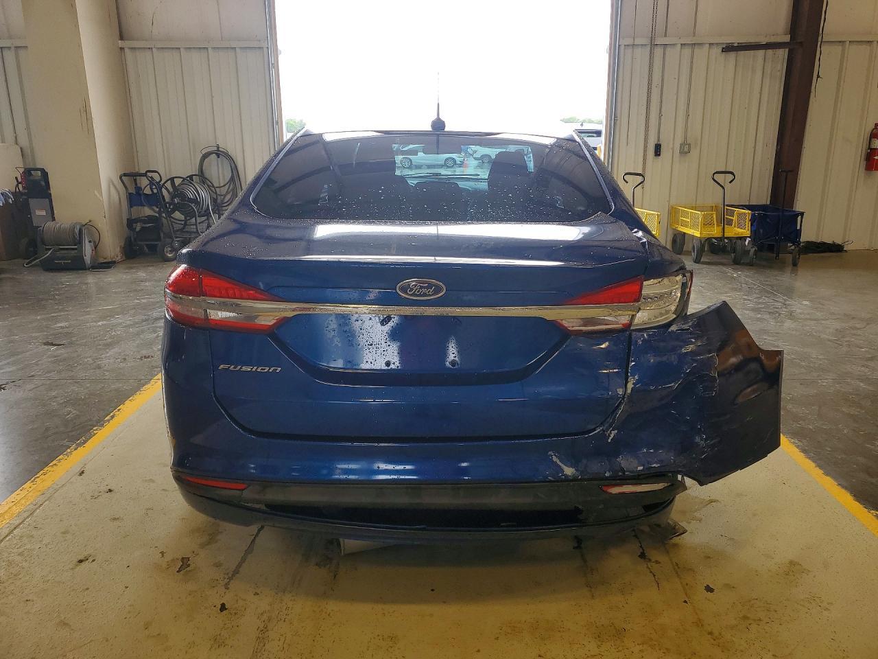 2017 Ford Fusion S - Фото 6