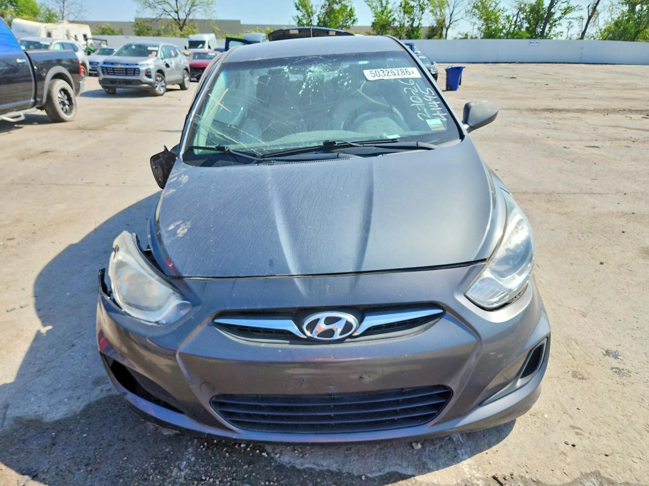 2013 Hyundai Accent Gls - Фото 5