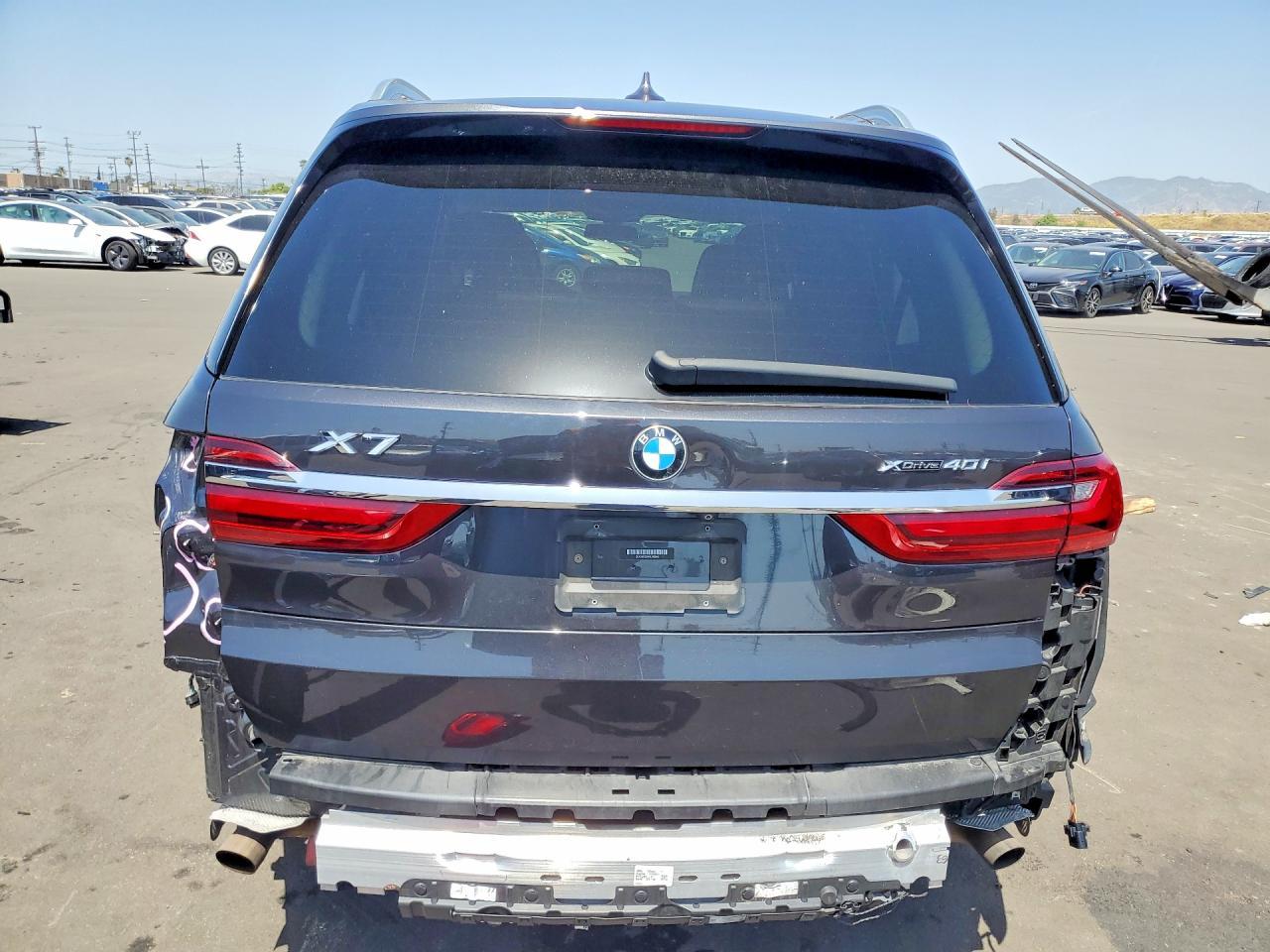 2019 BMW X7 xDrive40I - Фото 6
