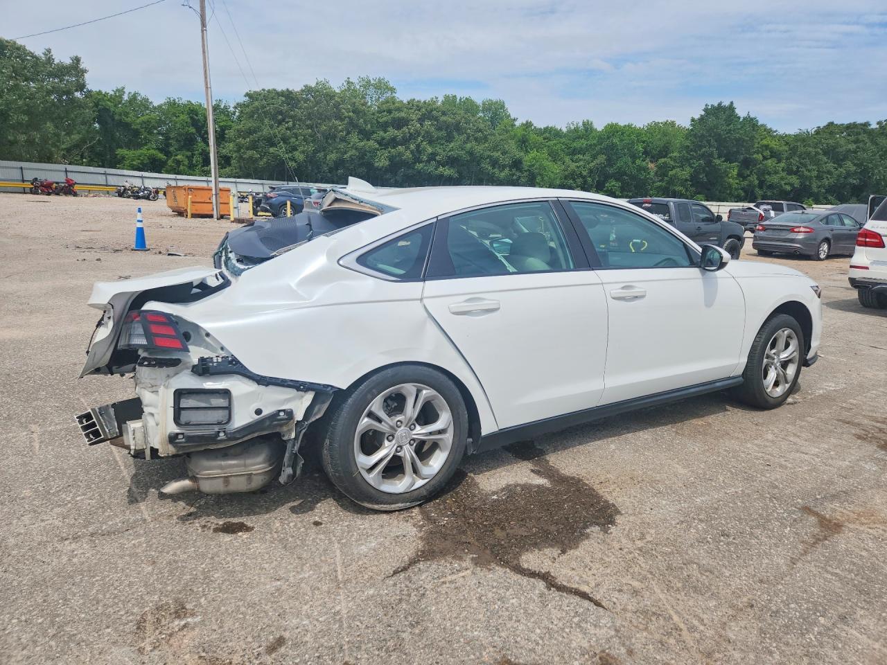 2023 Honda Accord Lx - Фото 3