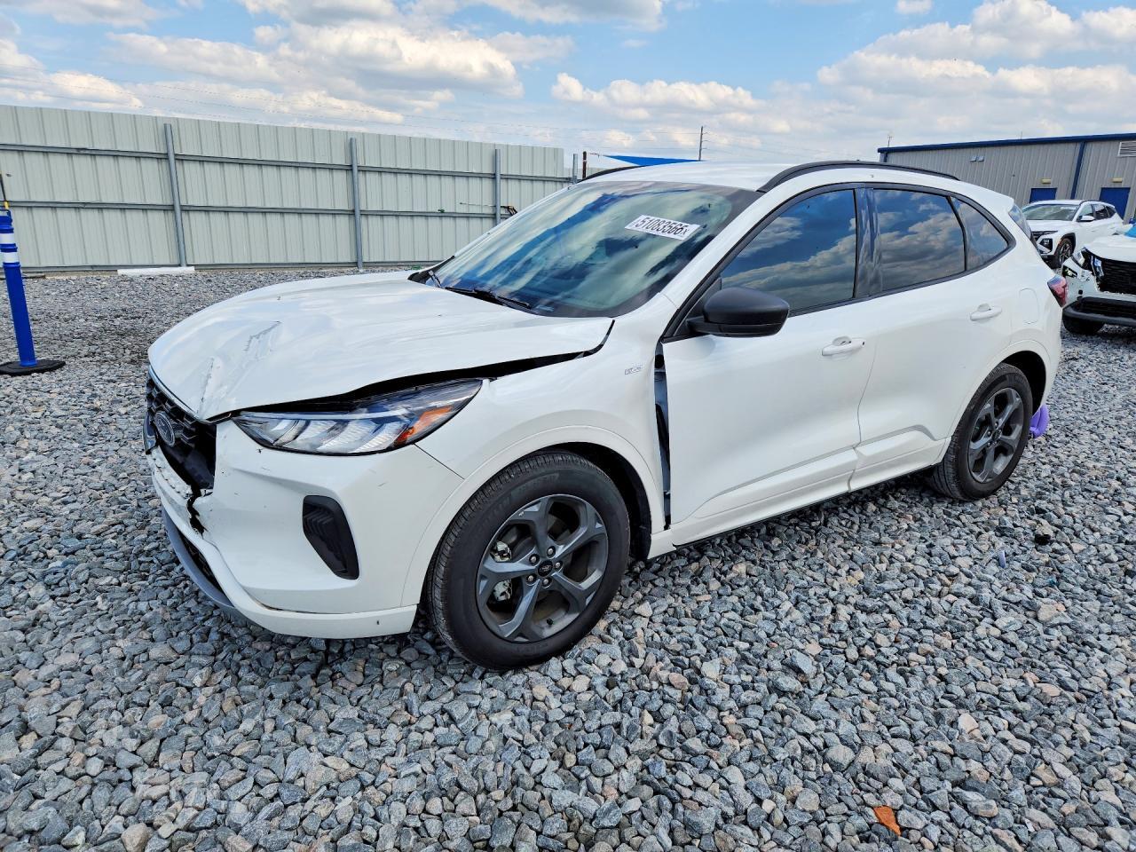 2024 Ford Escape St Line