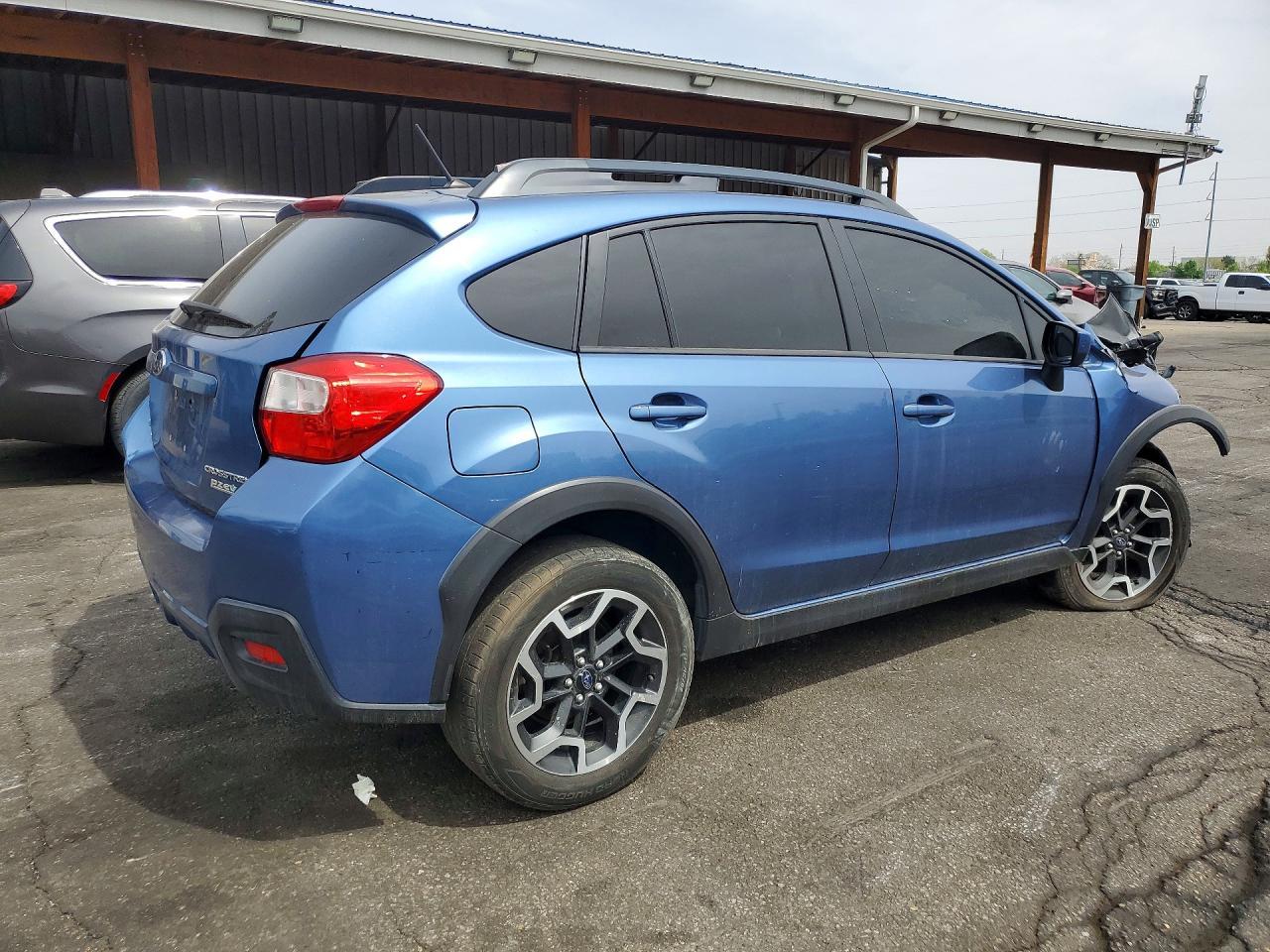 2017 Subaru Crosstrek Premium - Фото 3
