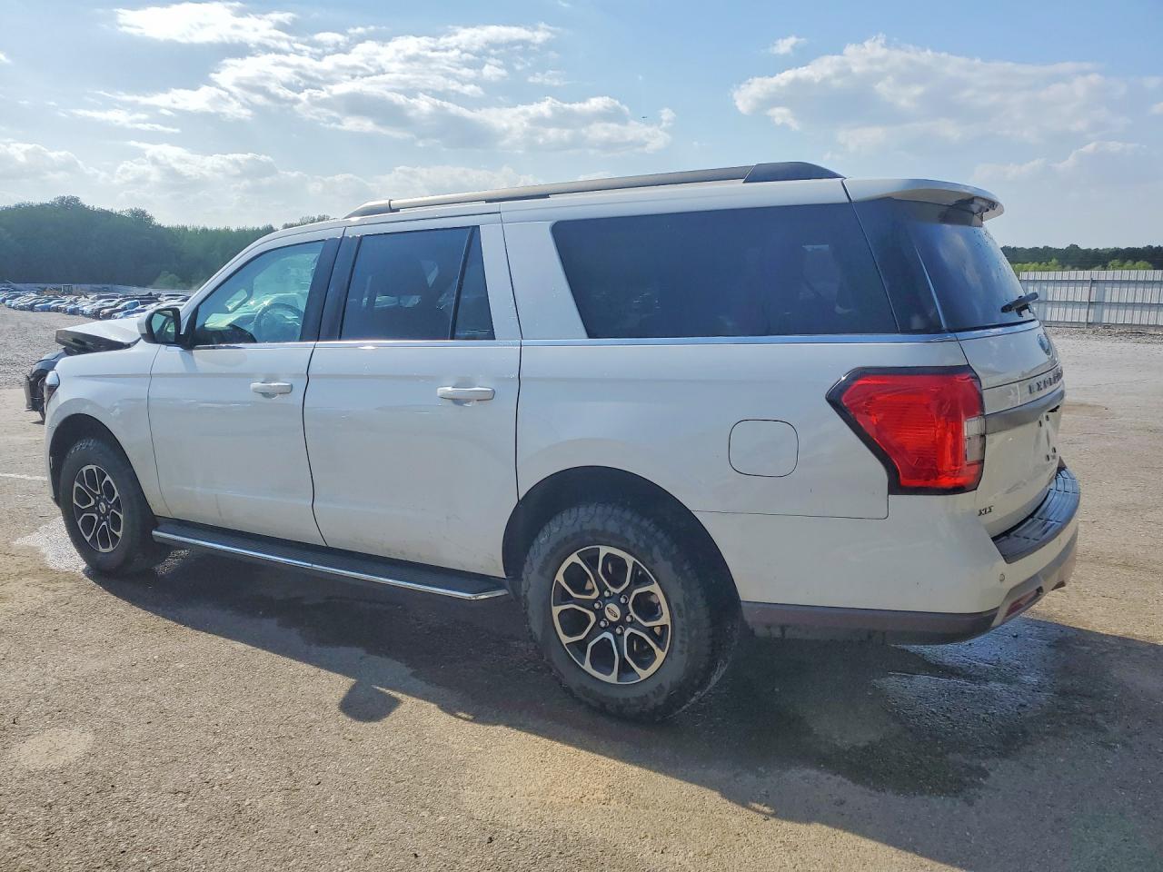 2023 Ford Expedition Max Xlt - Image 2