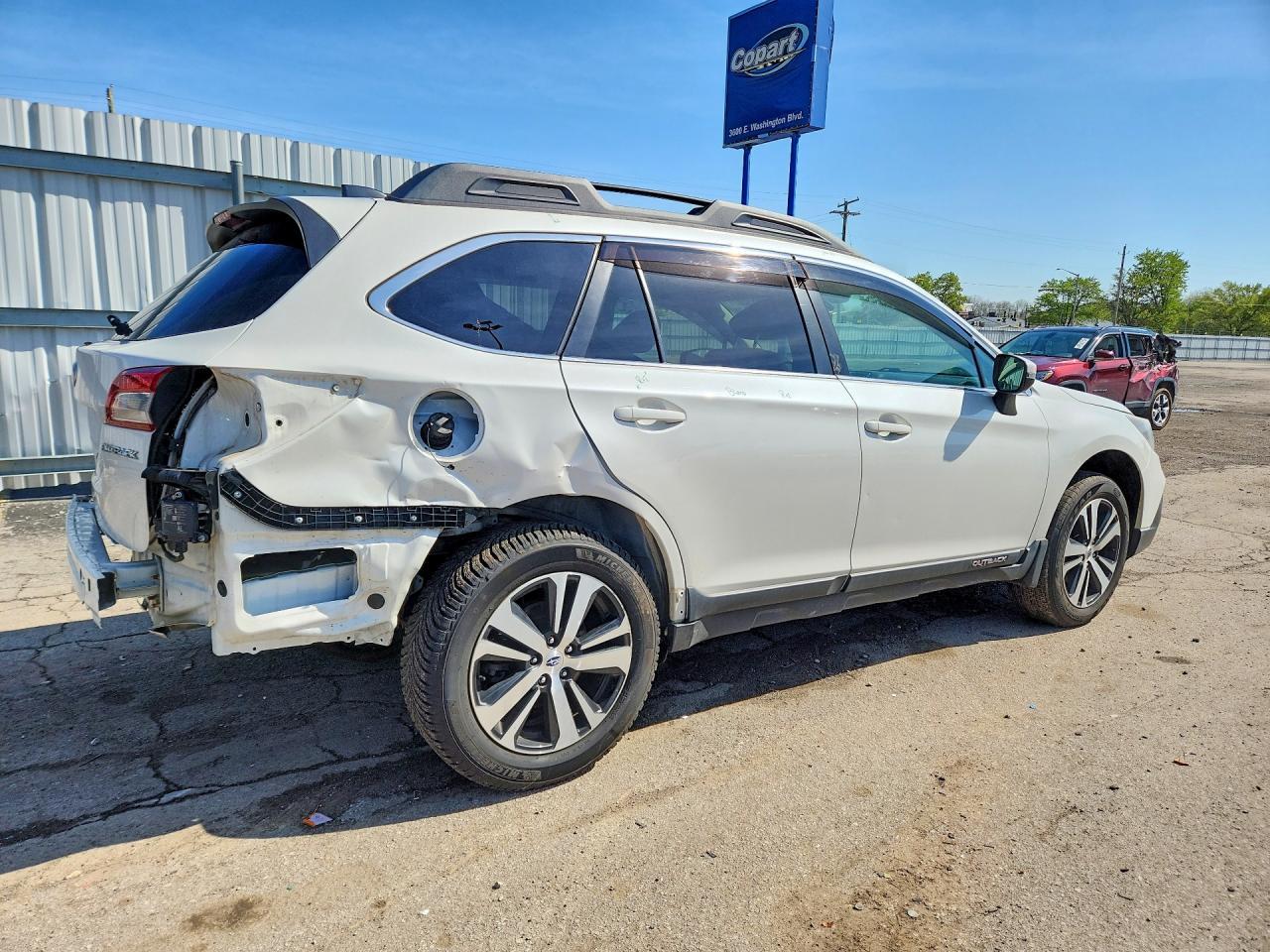 2019 Subaru Outback 2.5I Limited - Фото 3