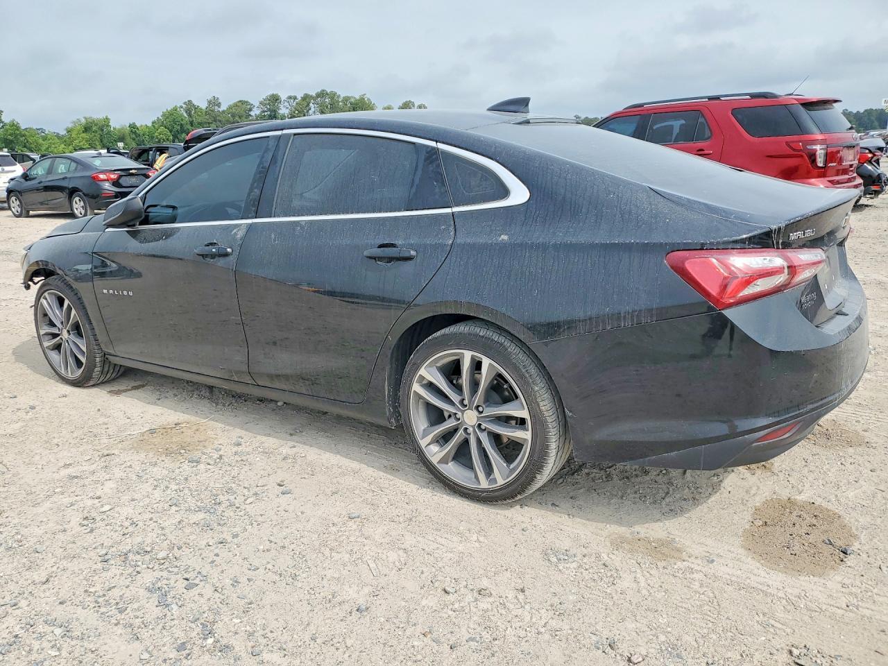 2022 Chevrolet Malibu Lt - Фото 2