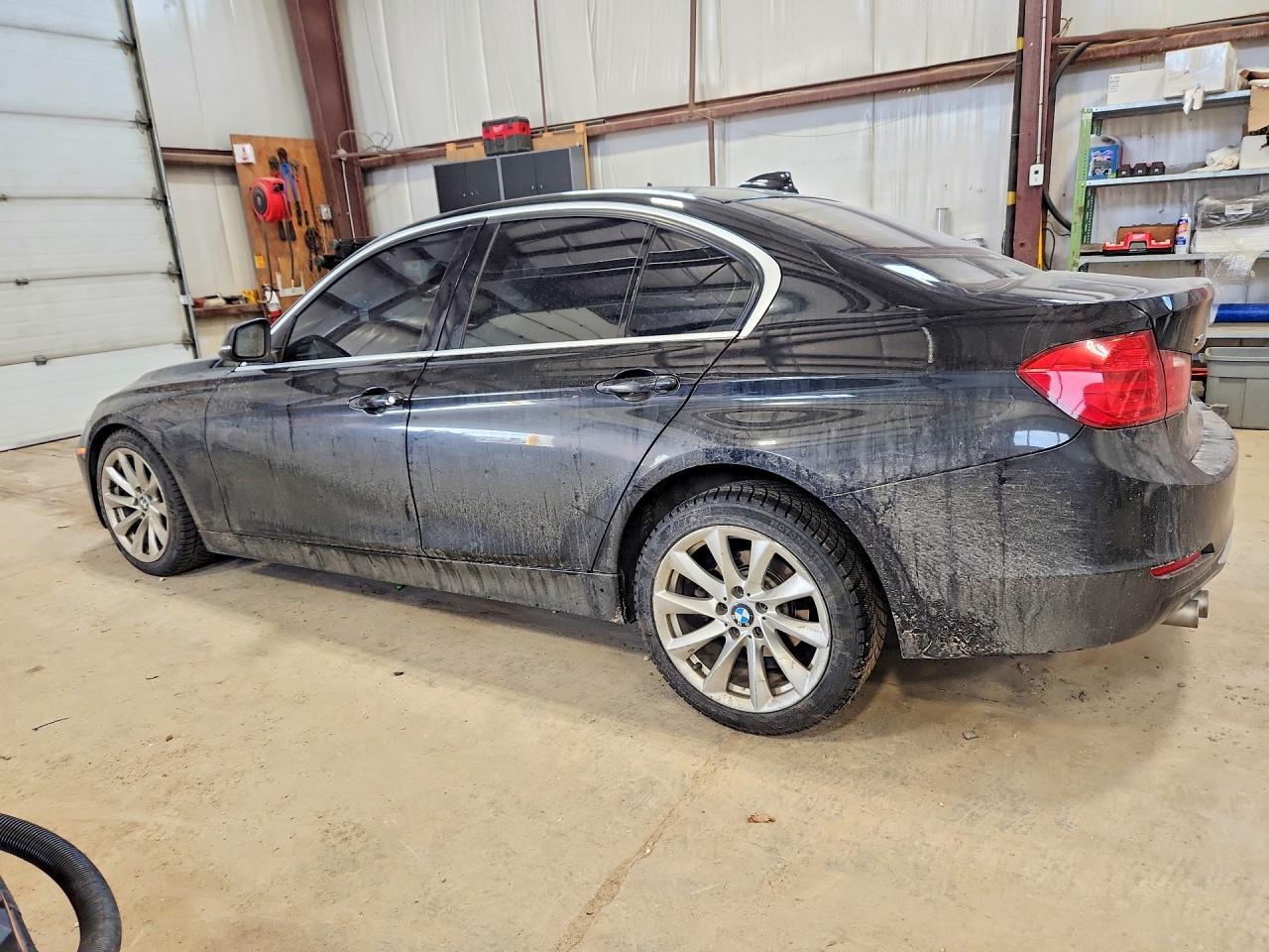 2014 BMW 328 Xi - Фото 2
