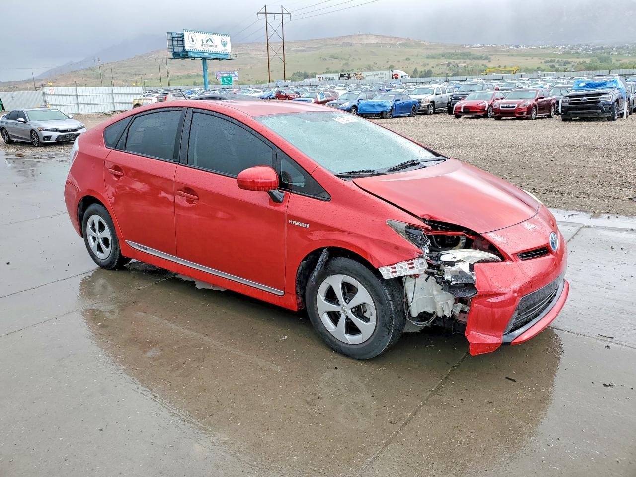 2013 Toyota Prius Two - Фото 4
