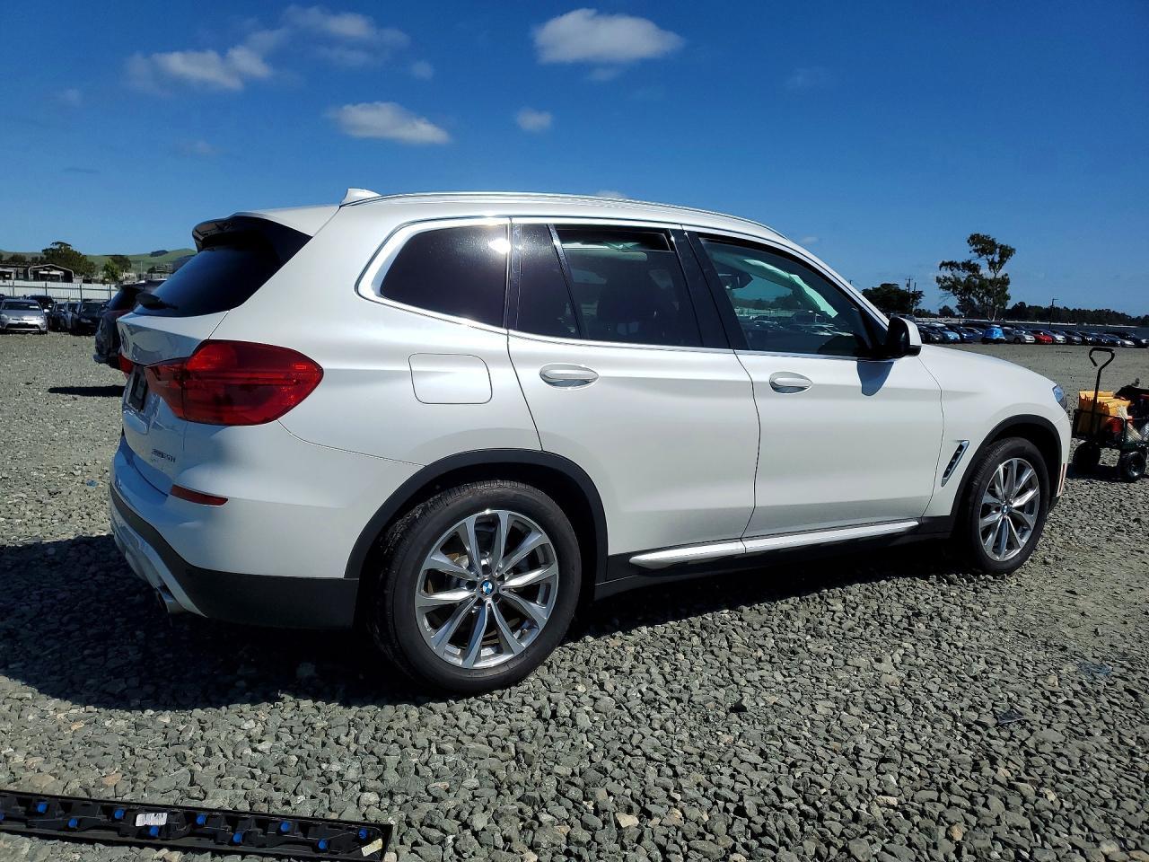 2019 BMW X3 Sdrive30I - Image 3