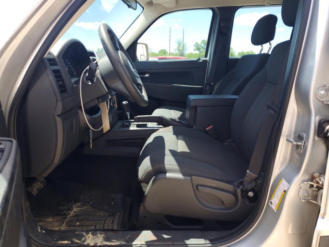 2012 Jeep Liberty Sport - Фото 7