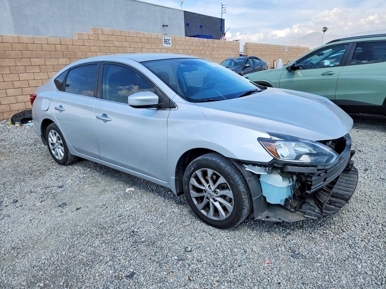 2019 Nissan Sentra Sv - Фото 4