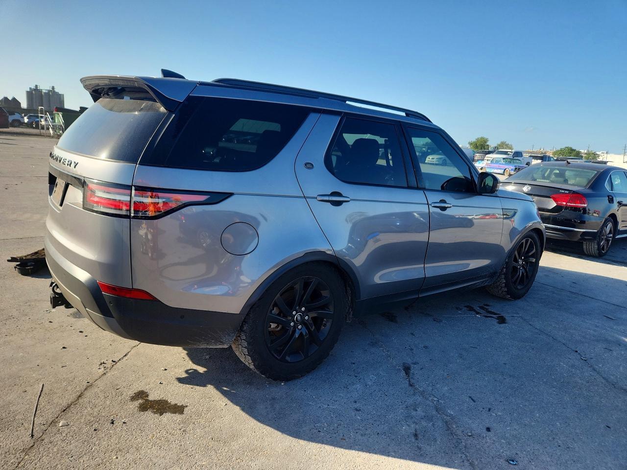 2020 Land Rover Discovery Hse Awd 3.0L V-6 Tdsl - Image 3