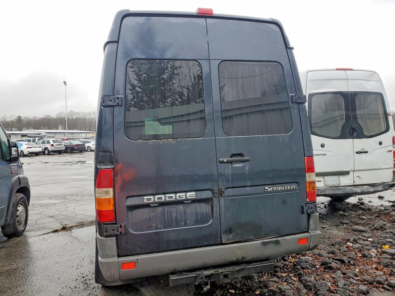2006 Dodge Sprinter 3500 - Фото 6