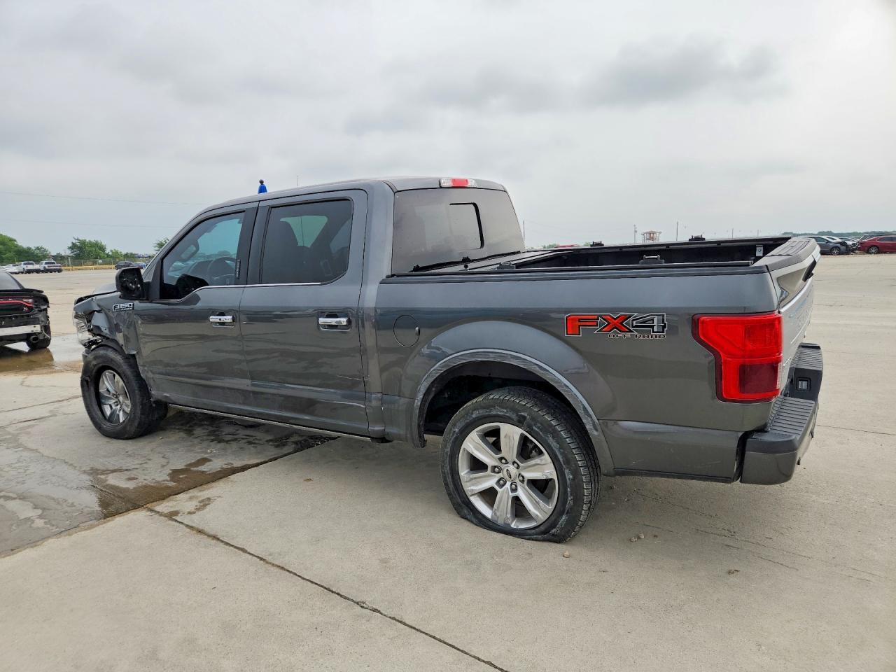 2018 Ford F150 Supercrew - Фото 2
