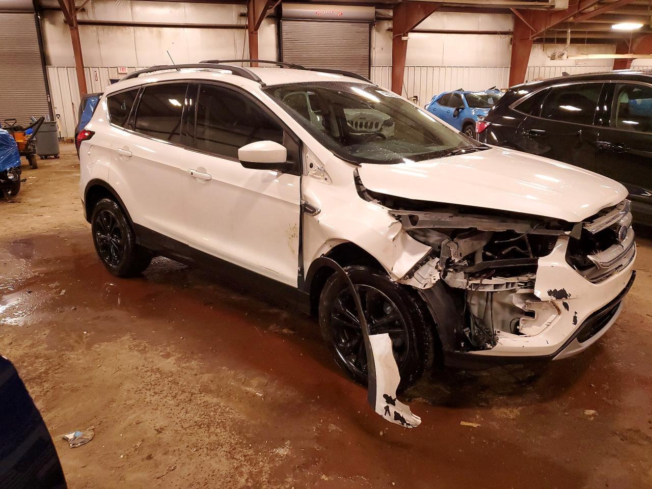 2019 Ford Escape Sel - Image 4