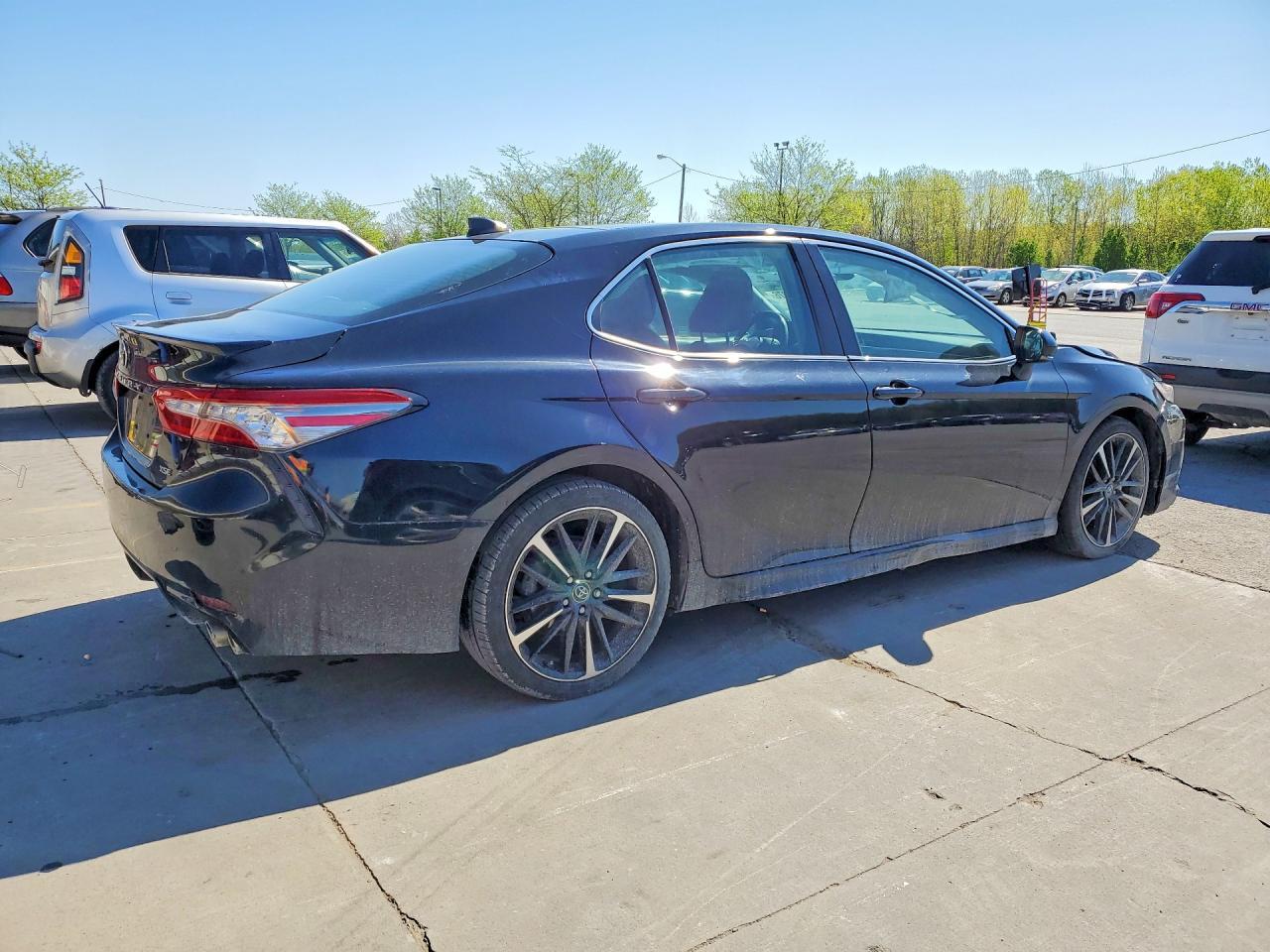 2019 Toyota Camry Xse - Image 3