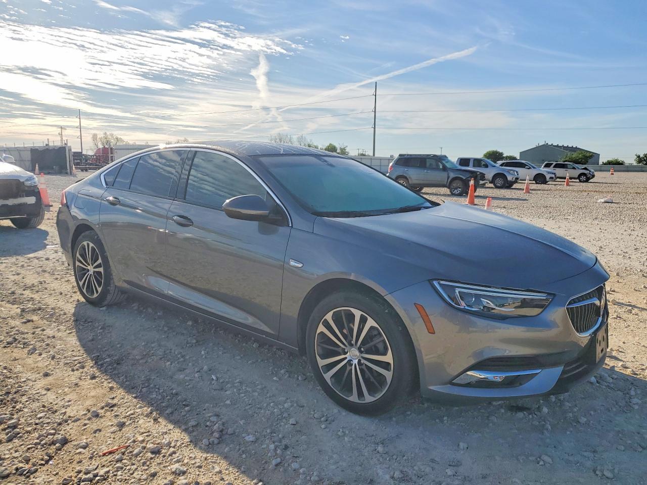 2020 Buick Regal Essence - Image 4
