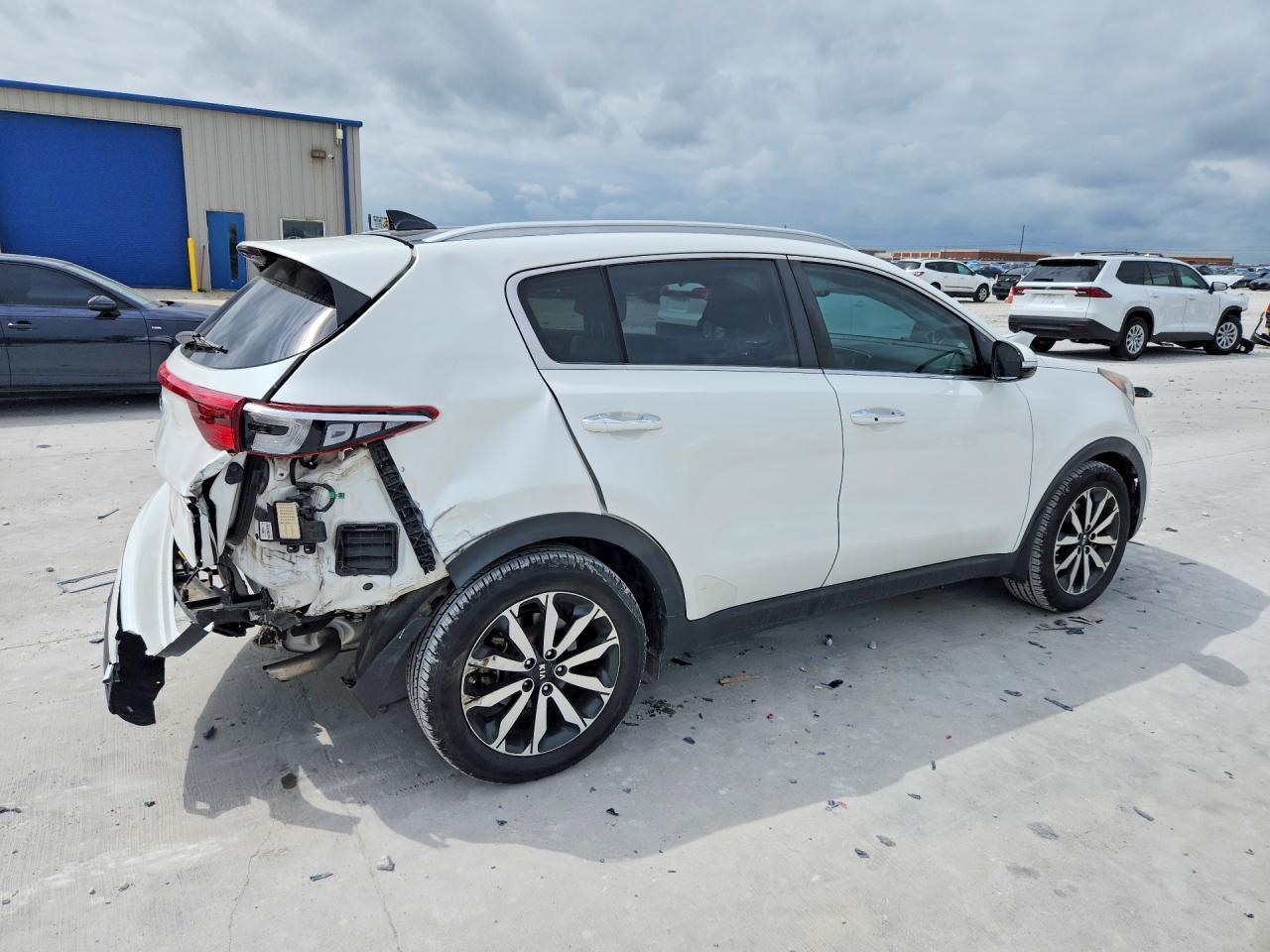 2017 Kia Sportage Ex - Image 3