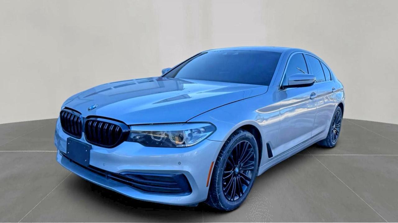 2019 BMW 530 I - Фото 2