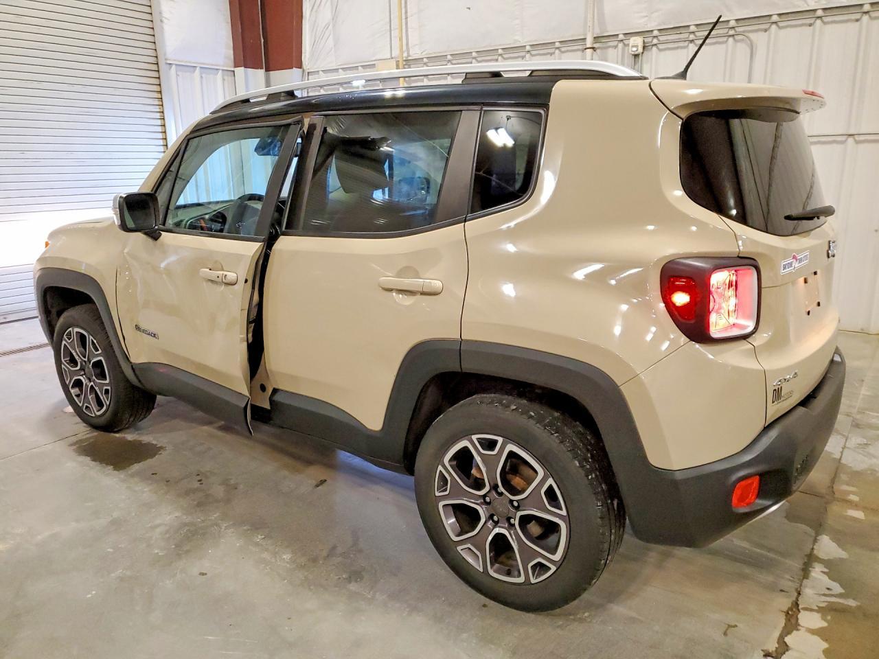 2016 Jeep Renegade Limited - Фото 2