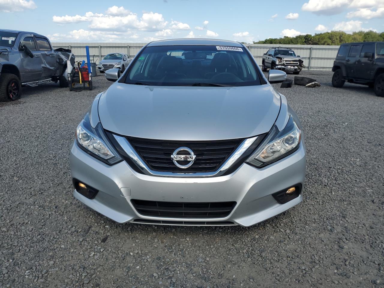 2018 Nissan Altima 2.5 Sl - Image 5
