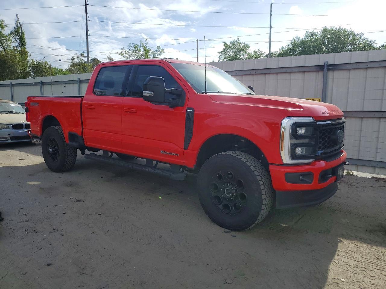 2025 Ford F250 Super Duty - Фото 4