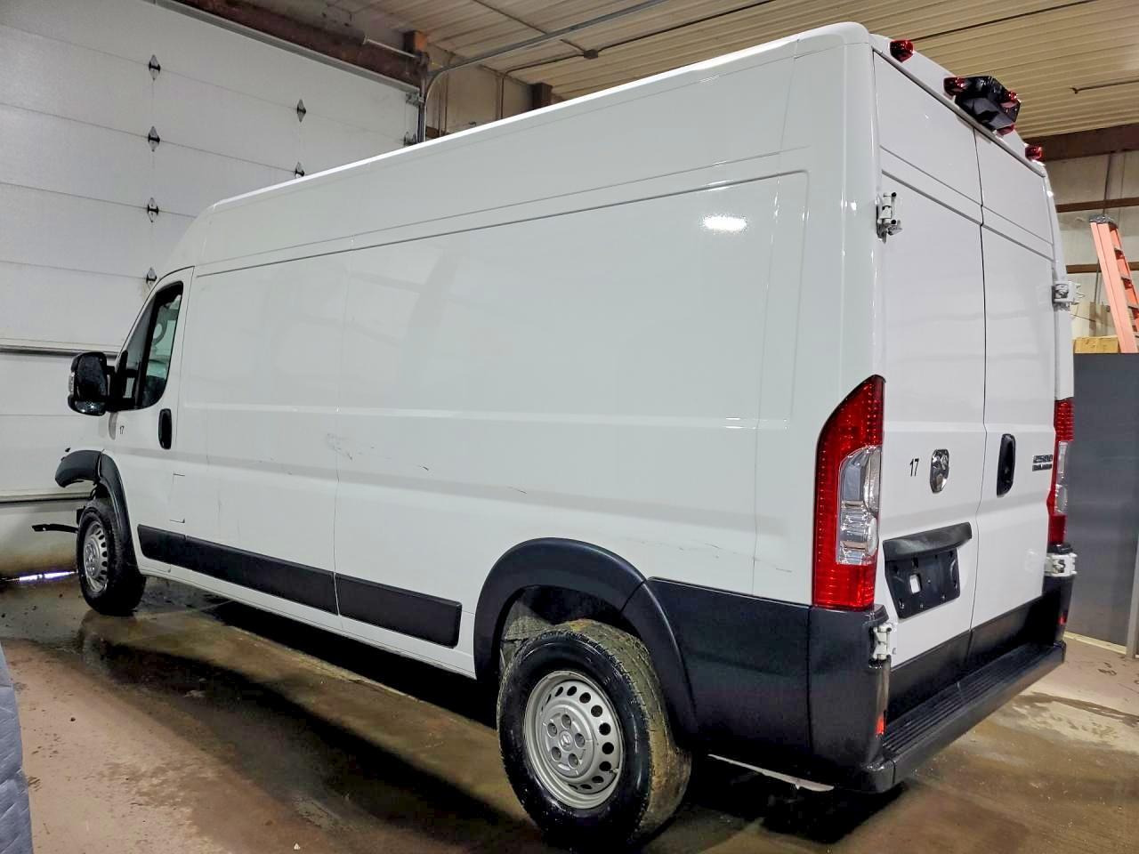 2025 Ram Promaster 2500 2500 High - Фото 2