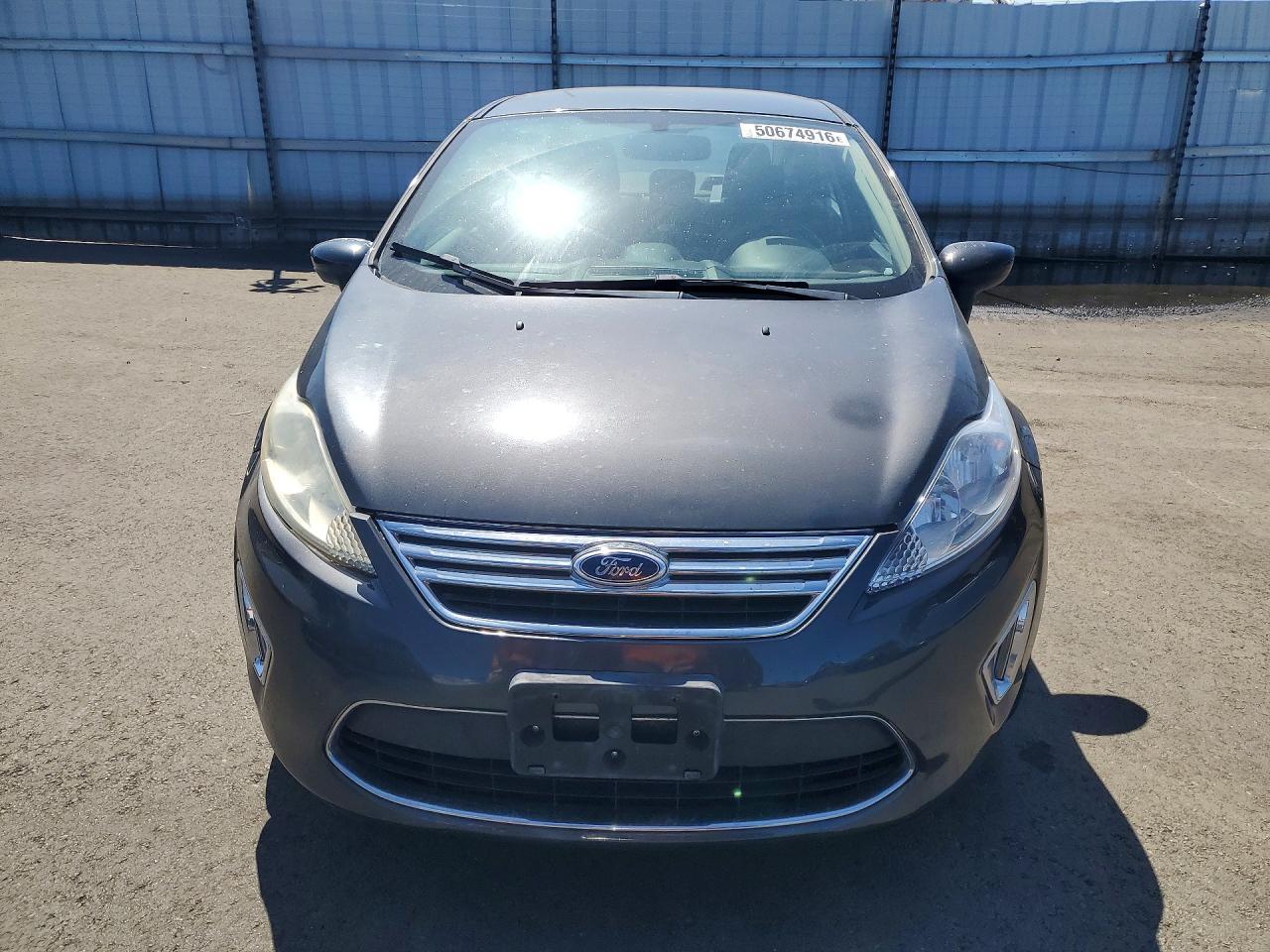 2011 Ford Fiesta Sel - Фото 5