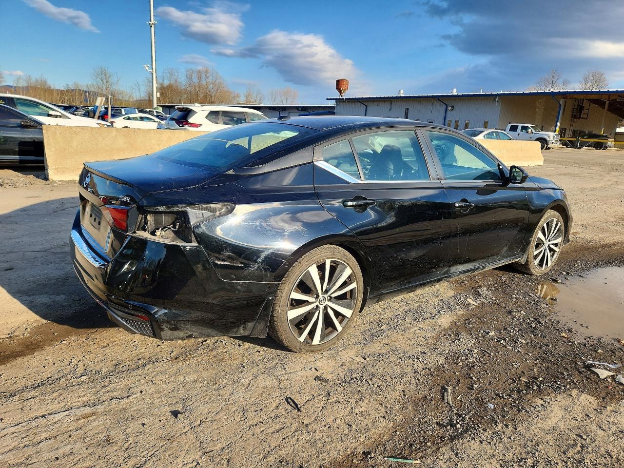 2020 Nissan Altima 2.5 Sr - Image 3
