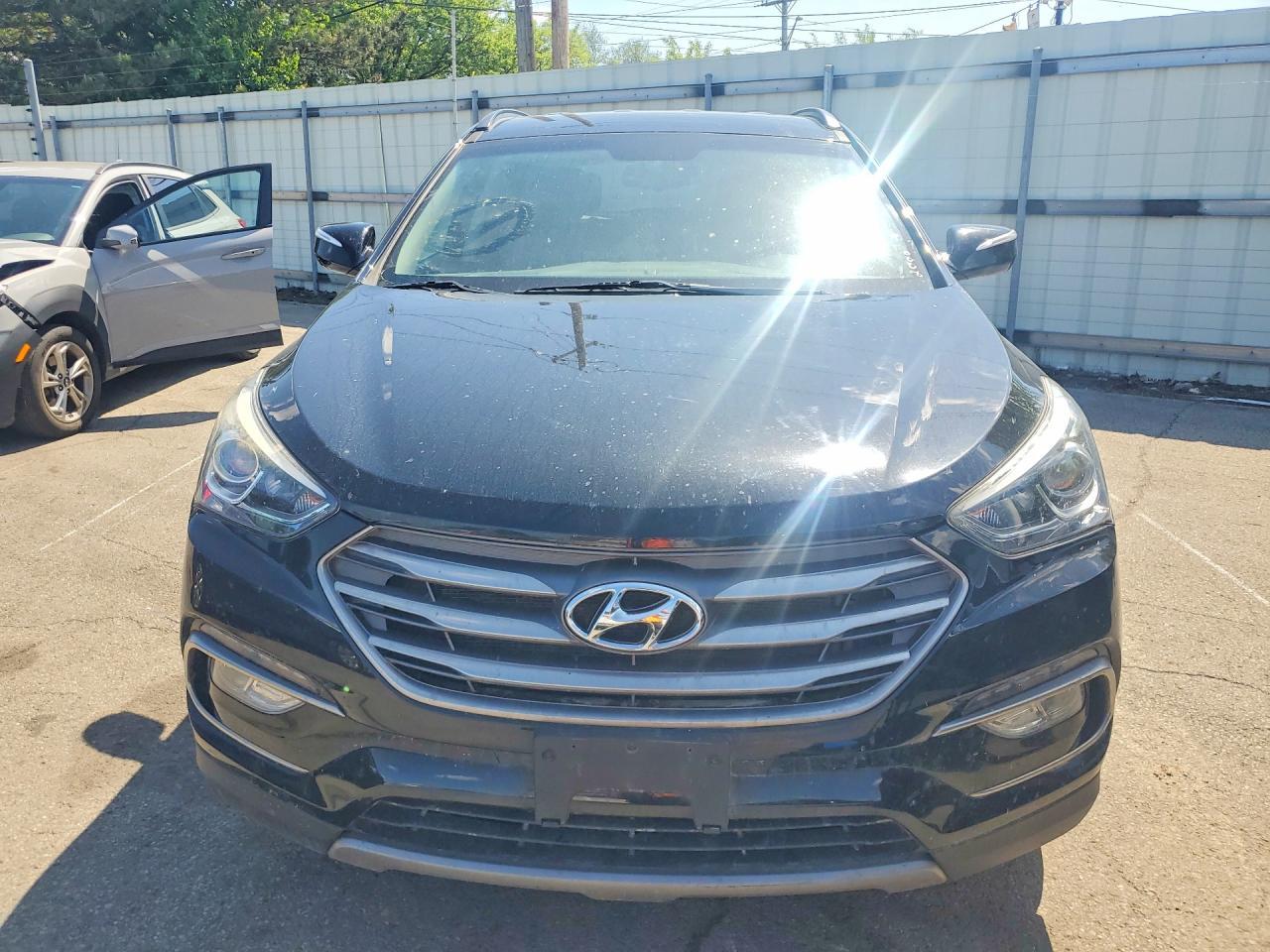 2018 Hyundai Santa Fe Sport 2.4L - Фото 5