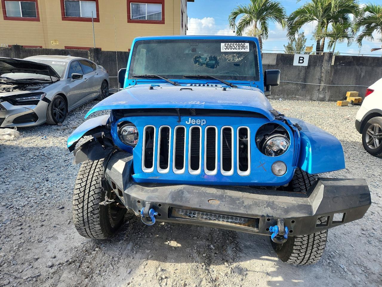 2016 Jeep Wrangler Unlimited Sahara - Фото 5