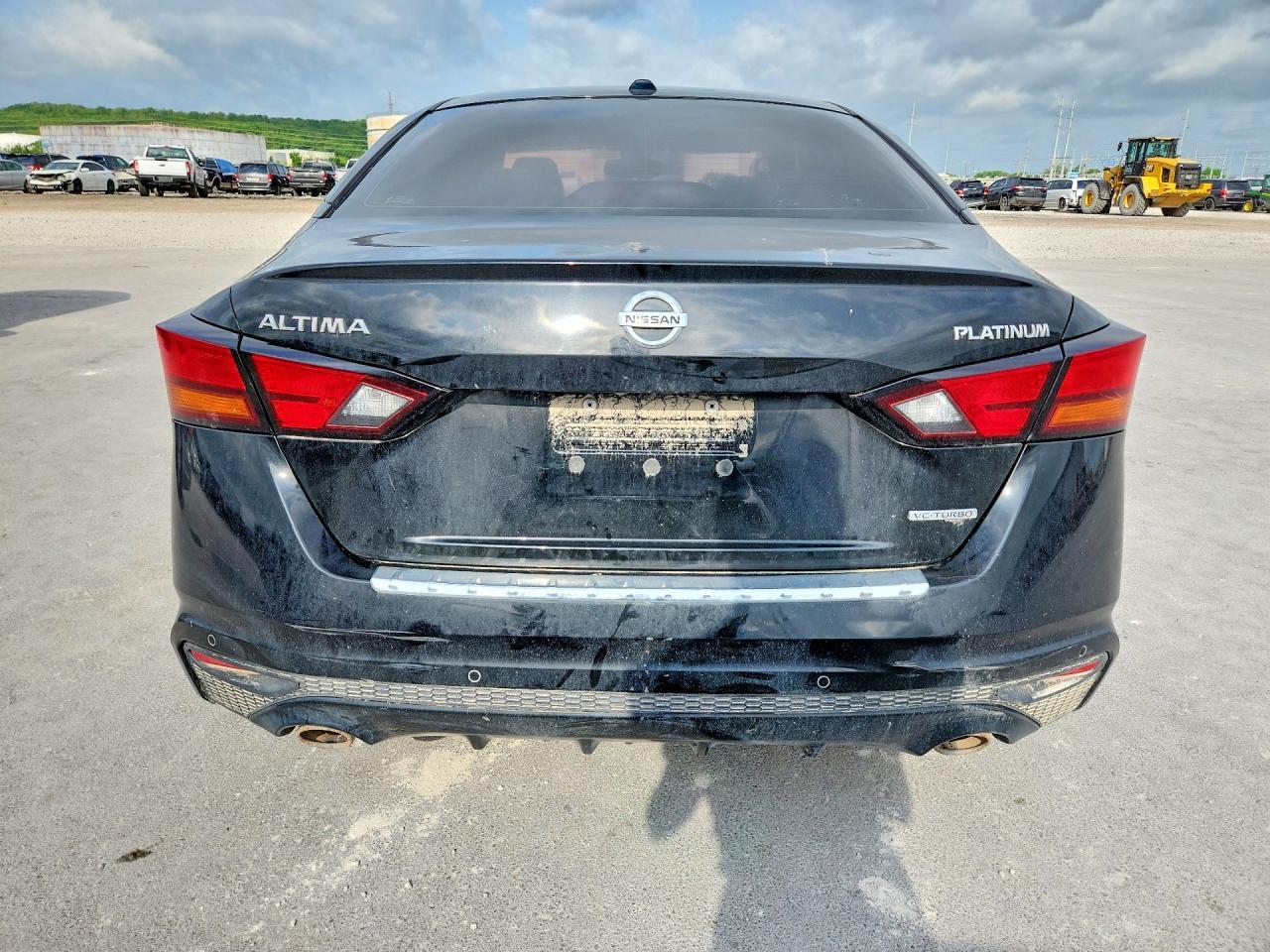 2020 Nissan Altima Platinum - Image 6