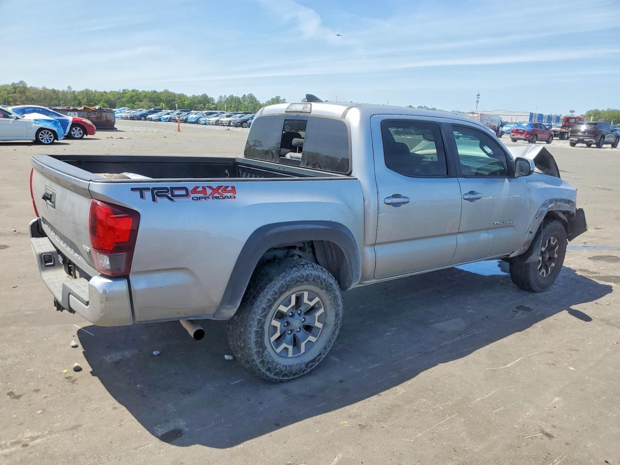 2018 Toyota Tacoma Trd Off-Road - Фото 3