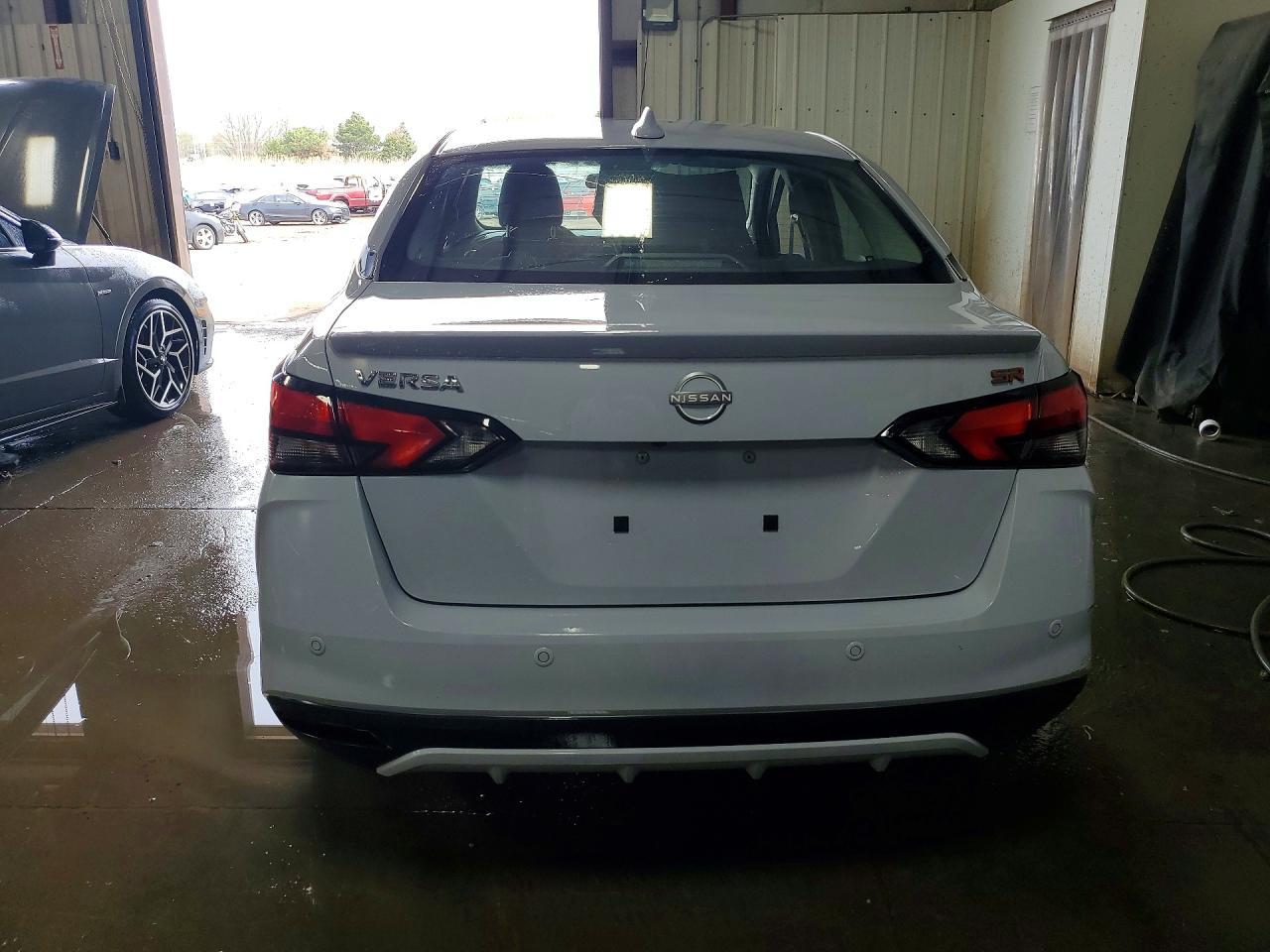 2024 Nissan Versa Sr - Фото 6