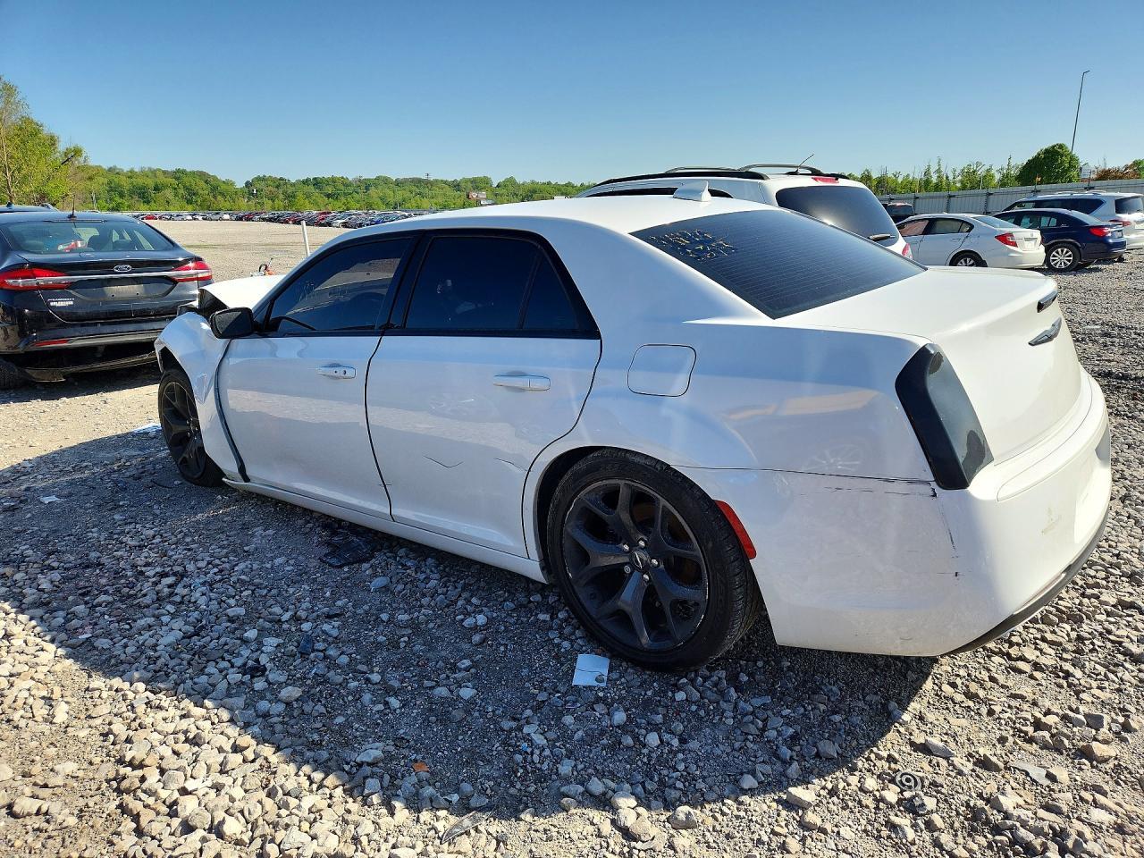 2021 Chrysler 300 Touring - Image 2