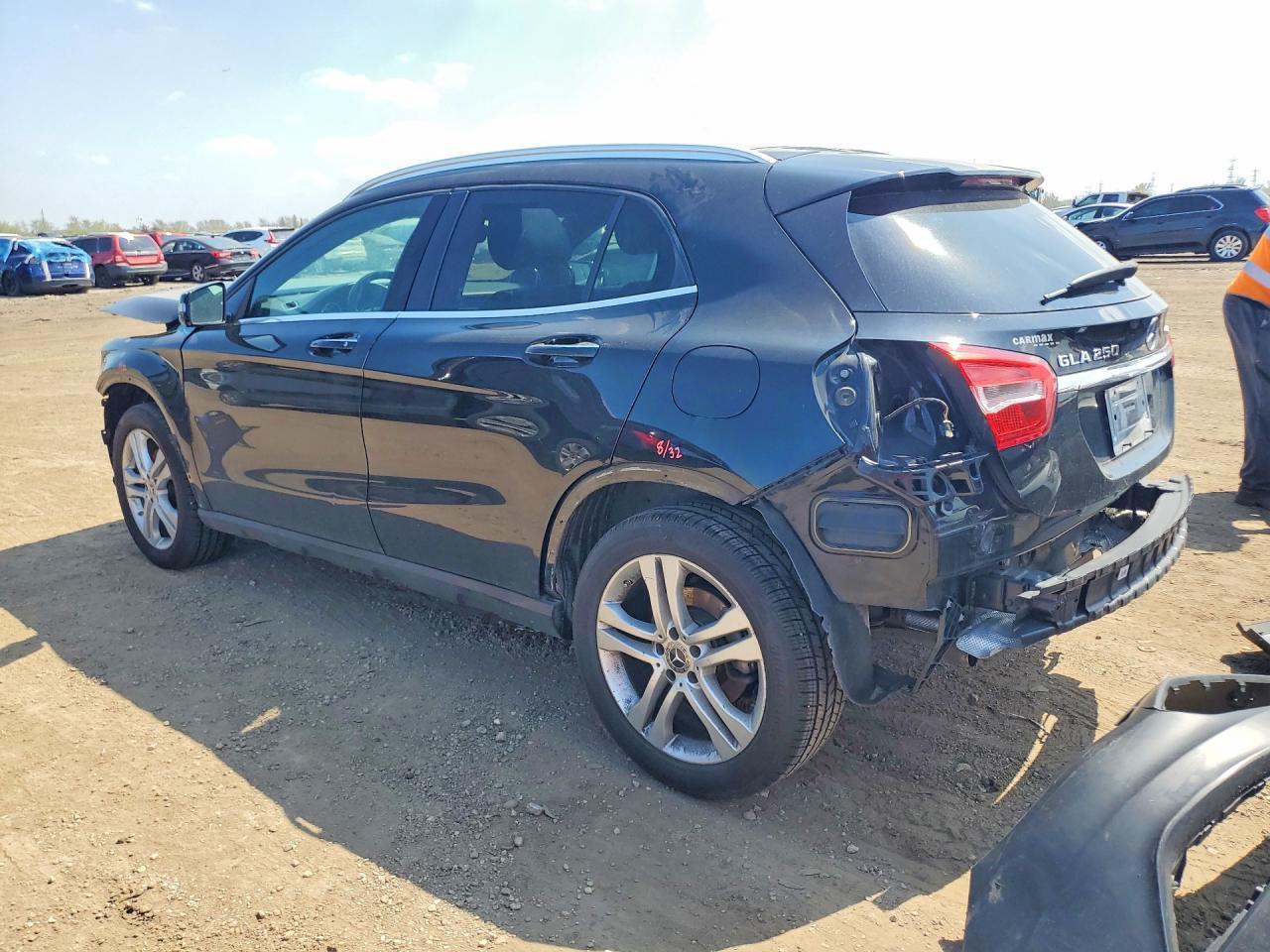 2020 Mercedes-Benz Gla 250 4Matic - Фото 2