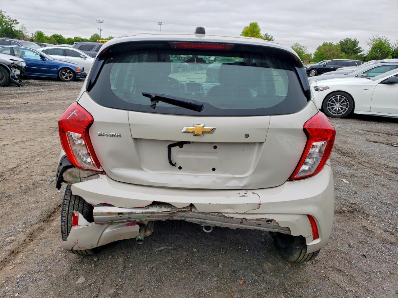 2018 Chevrolet Spark Ls - Image 6